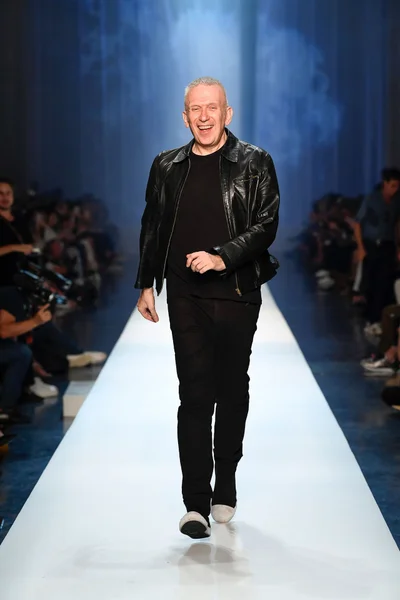 Look 72